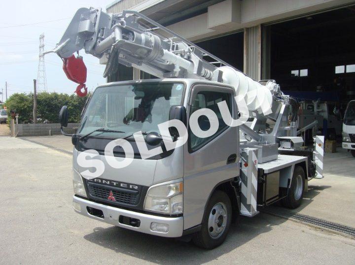 中古穴掘建柱車No215アイチコーポレーションD50A 穴掘り建柱車