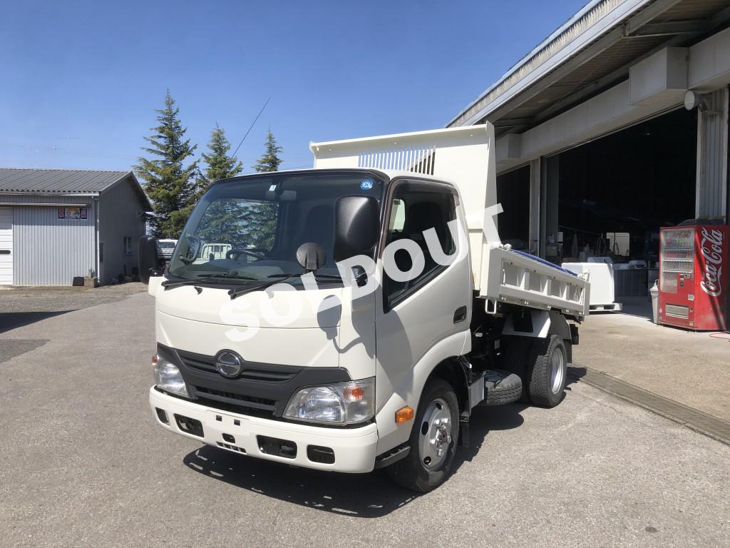 低床4WD強化ダンプNo45 H27 日野デュトロ 横綱ダンプ 走行少ないです!!