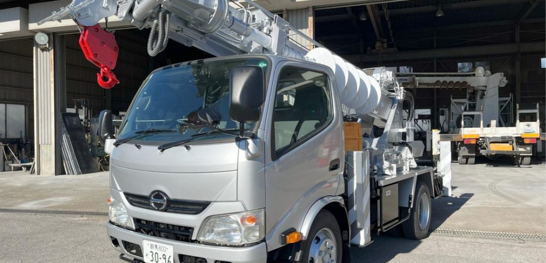 穴掘建柱車 中古No343　アイチコーポレーションD50A穴掘建柱車　H26 日野デュトロ 走行少！