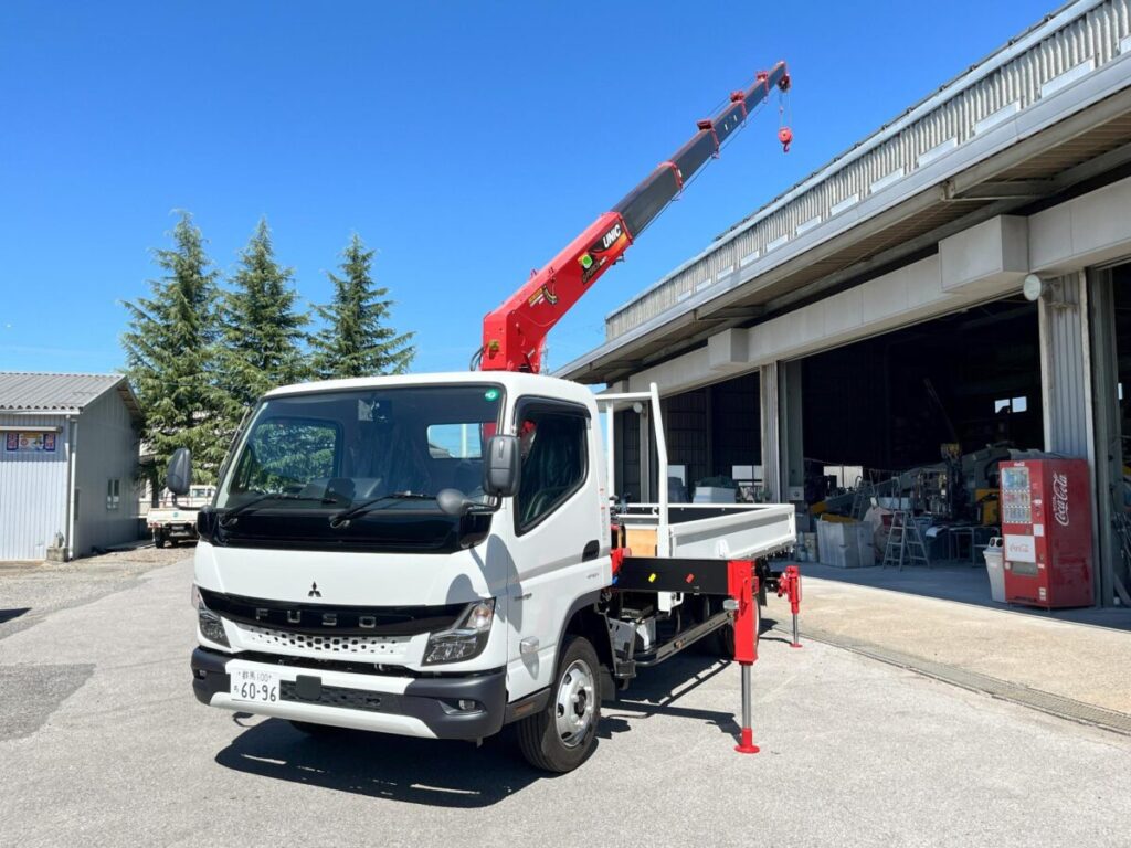 ユニック6段クレーンNo118　新車三菱キャンター全低床ワイド超ロング3t車