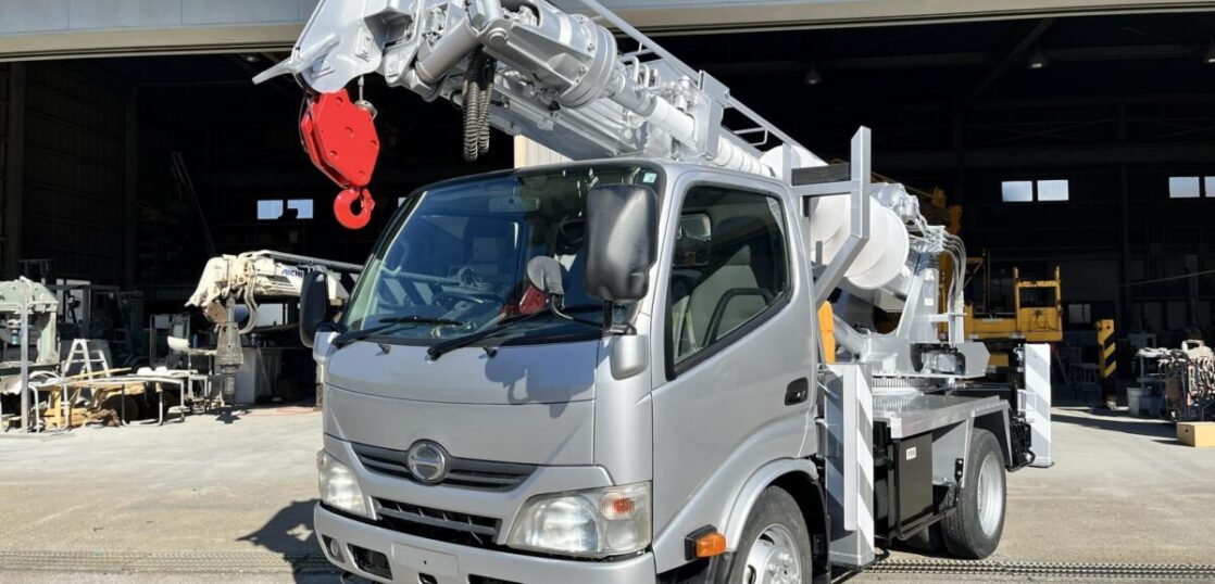 穴掘建柱車 中古No353 アイチコーポレーションD50A穴掘建柱車 H25 日野デュトロ 走行少!