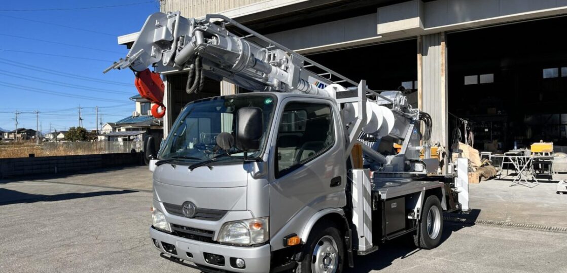 穴掘建柱車 中古No354　アイチコーポレーションD50A穴掘建柱車　H24トヨタ　オイルクーラー付き！